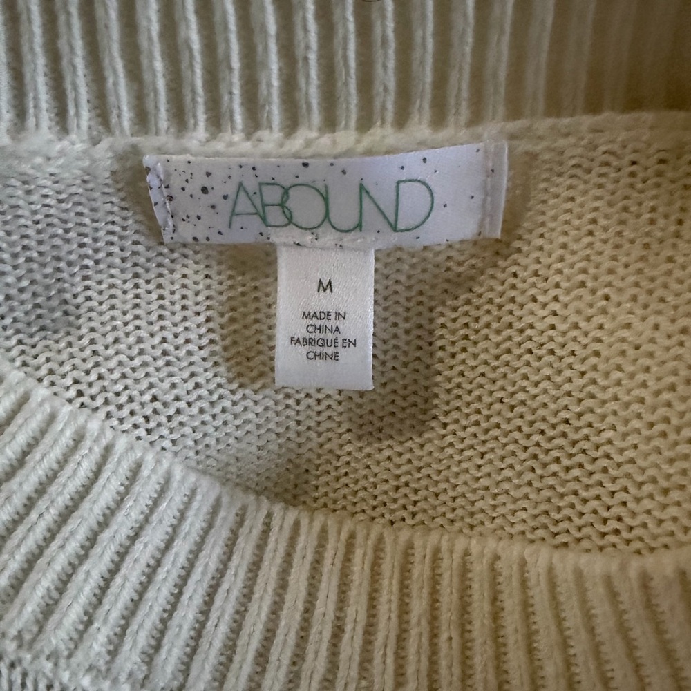 Abound Women's Off-White Crew Neck Sweater
